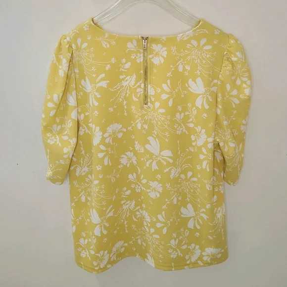 Mellóday Golden Yellow & White Floral Short Puff Sleeve Blouse Sz L NWT - Picture 12 of 16
